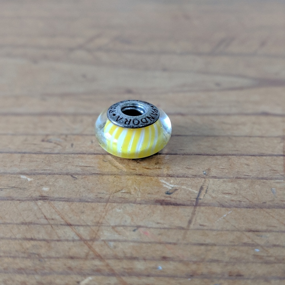 Pandora glass yellow candy